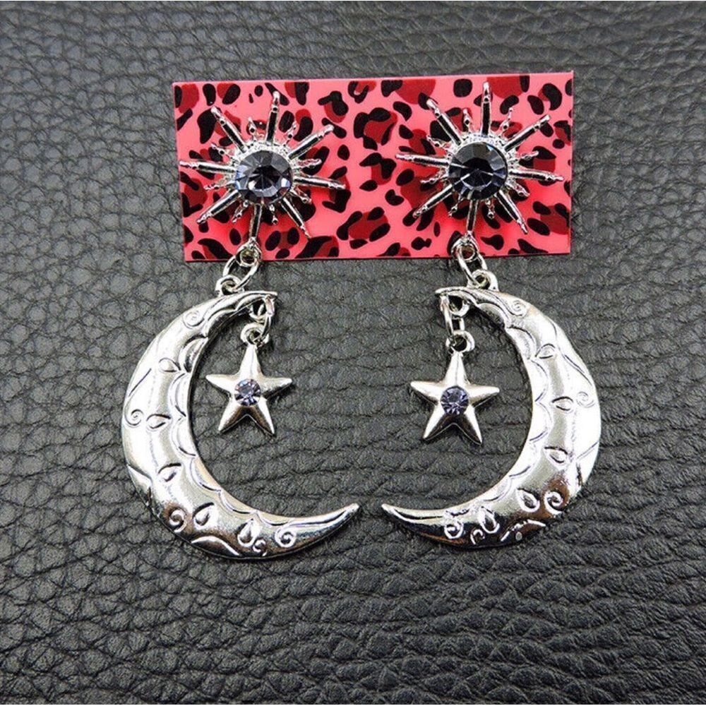 💞 Betsey Johnson New celestial sparkling dangle earrings 💞